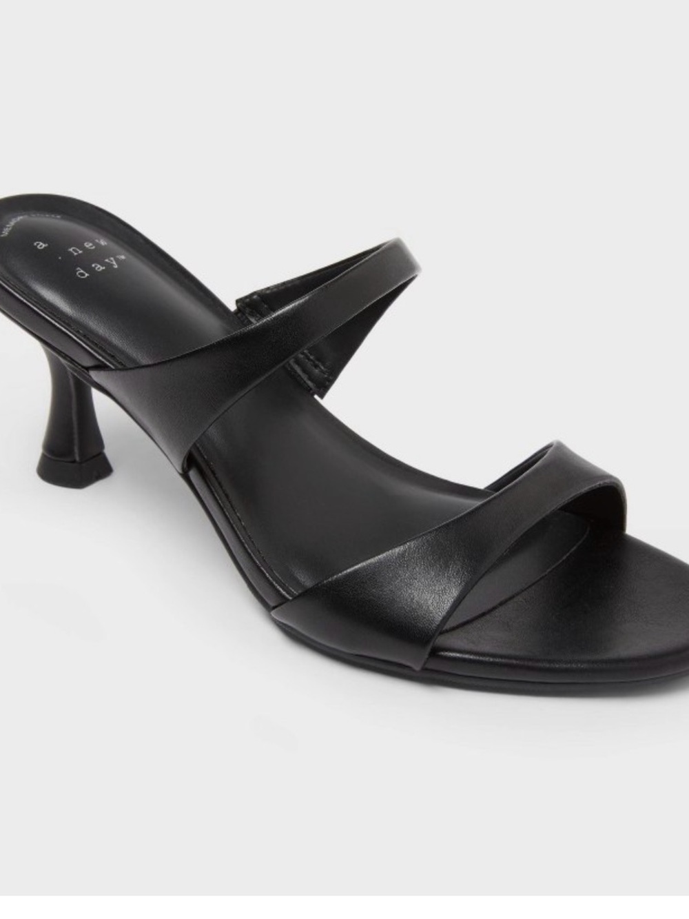 a new day Paige Heels Black Two-Strap Kitten Heel Sandals memory foam size 8